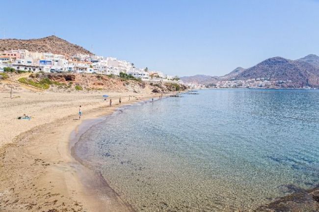 Las aguas de baño de las playas almeriense están en niveles de calidad adecuados