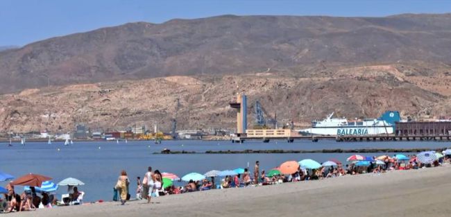 Las aguas de baño de las playas almerienses están en perfecto estado
 