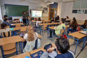 Andalucía pierde 25.000 alumnos este curso y Almería aguanta