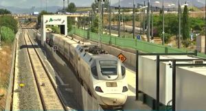 Renfe inicia conexión Almería-Madrid con parada en Granada este domingo