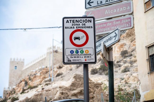 12.000 coches de Almería ya tienen distintivo para la ZBE