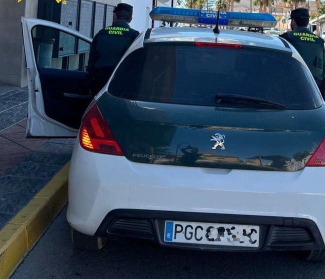 Roban una furgoneta y atracan en todo el Levante