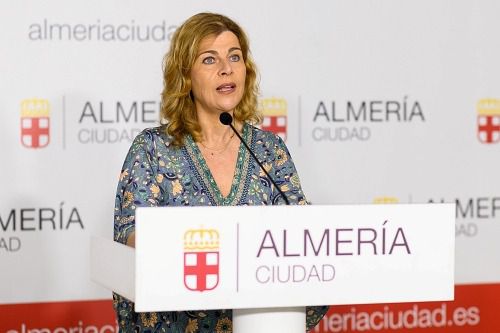 El Ayuntamiento aclara al PSOE que el premio del 8M es a la persona