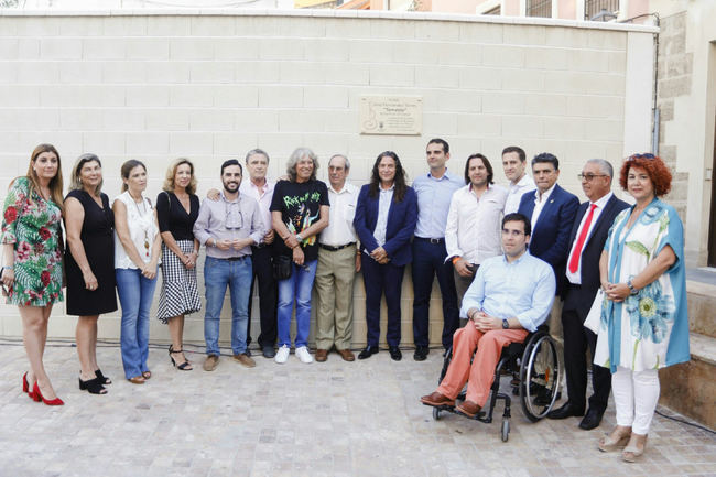 José Fernández Torres ‘Tomatito’ ya tiene su plaza en Almería, junto a la Peña El Taranto