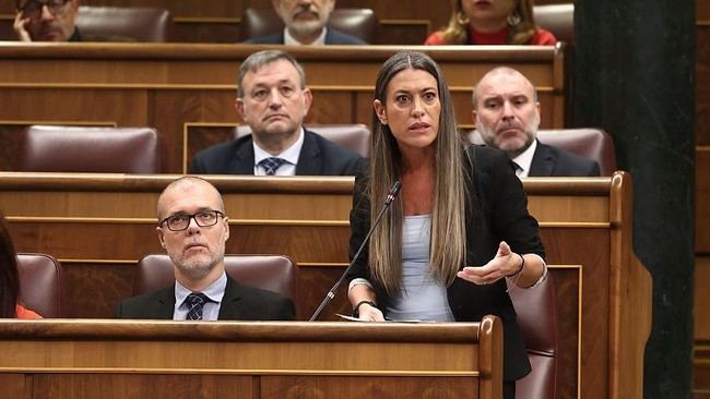 PSOE y Junts se encuentran antes del debate de confianza en el Congreso