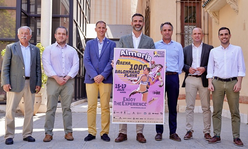 La espectacularidad del balonmano playa se da cita este fin de semana en El Zapillo