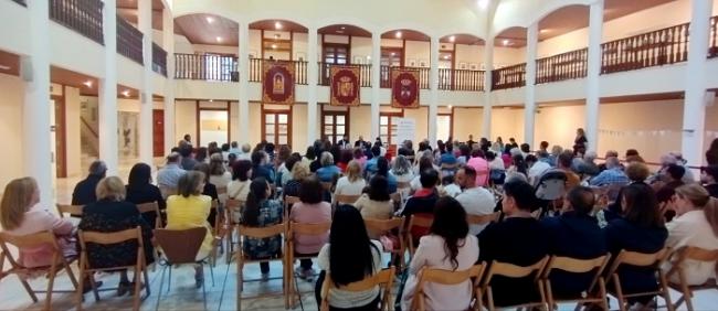 Lleno en el Castillo de Santa Ana en la presentación del libro infantil ‘Topete descubre...su voz interior’