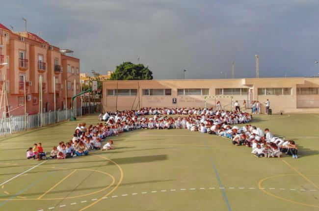 Concentración en Vícar por el Día Internacional de la Eliminación de la Violencia contra la Mujer