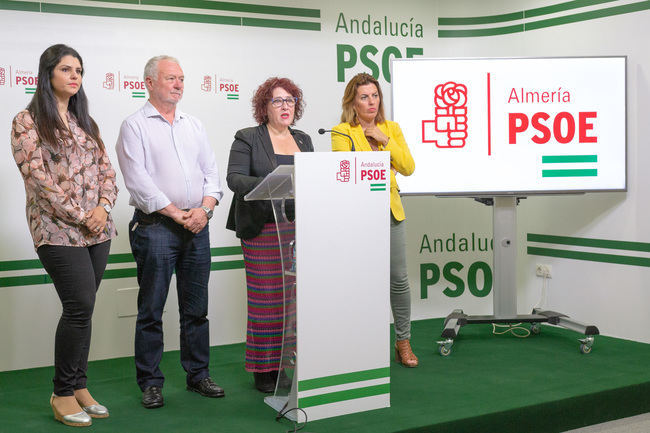 El PSOE acusa a Rajoy de 'robar 120 millones' de la lucha contra la violencia machista