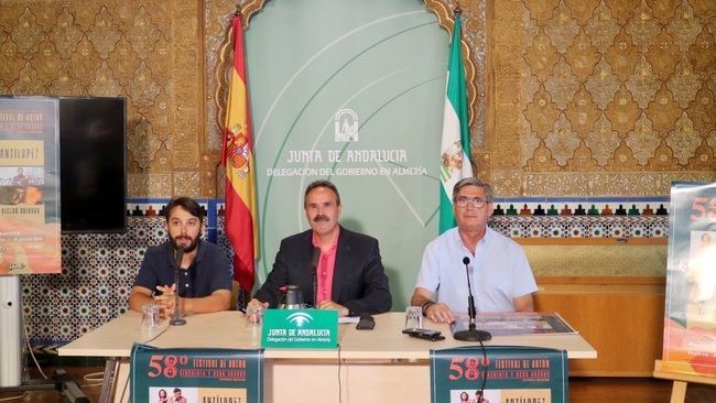 Junta y Ayuntamiento de Pechina presentan el Festival de Autor 58 grados