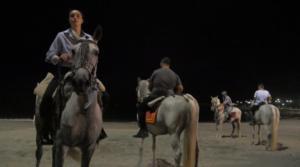 La Playa de San Nicolás acoge la XIII Carrera Nocturna de caballos