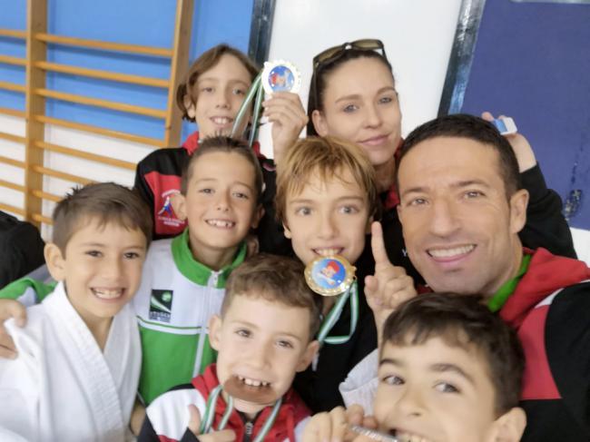 La EDM Kanku logra 13 medallas en el Campeonato de Andalucía de Promoción de Kárate