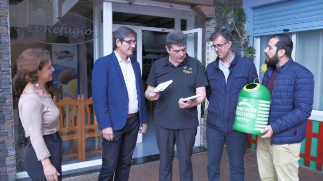 Adra recicla 55.680 kilogramos de envases de vidrio durante el verano