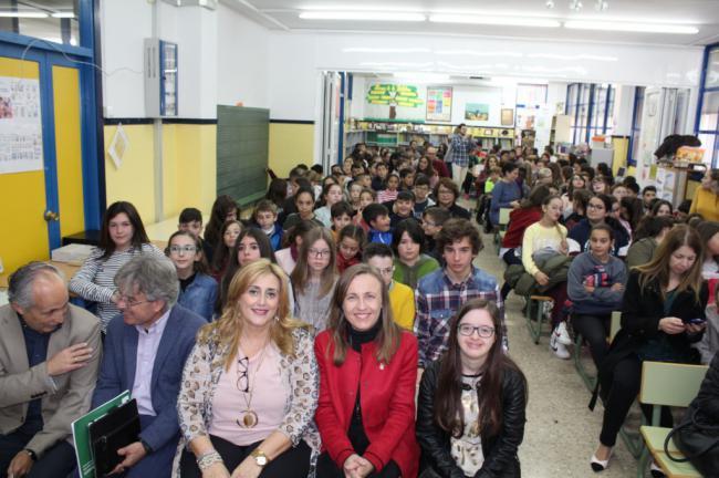 Alumnas del CEIP Adela Díaz y el IES Nicolás Salmerón ganan el Certamen ‘Solidaridad en las letras’