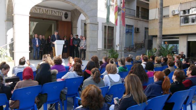 El Ayuntamiento de Adra rinde homenaje a la Constitución en su 40 aniversario