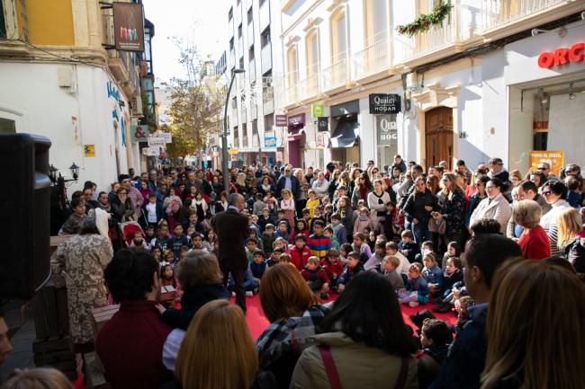 Almería se envuelve en una ‘Navidad de Cuento’ de Charles Dickens