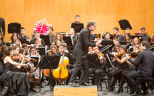 Fundación Barenboim-Said y Orquesta Joven de Andalucía en el Maestro Padilla