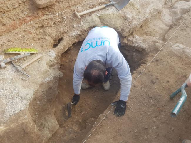 Trabajos de restauración en el segundo recinto de La Alcazaba