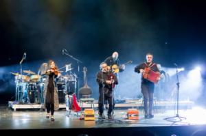 Luar na Lubre trajo su magia gallega al Auditorio de El Ejido