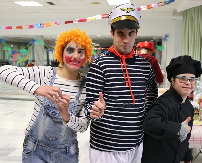 La Asociación Síndrome de Down celebra el Carnaval en el Círculo Cultural y Recreativo de El Ejido