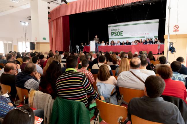 La dirección provincial del PSOE impone a Guirao de número uno al Congreso contra el criterio de la militancia