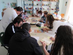 Pacientes de Salud Mental del Hospital de Poniente crean su propia Biblioteca