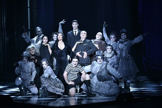 28 artistas harán disfrutar con el musical ‘La Familia Addams’