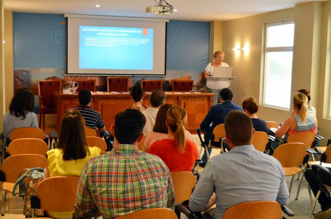 Farmacéuticos almerienses se forman en salud mental