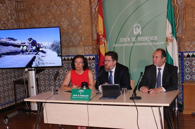 La Junta invertirá 24 millones de euros en caminos rurales de Almería