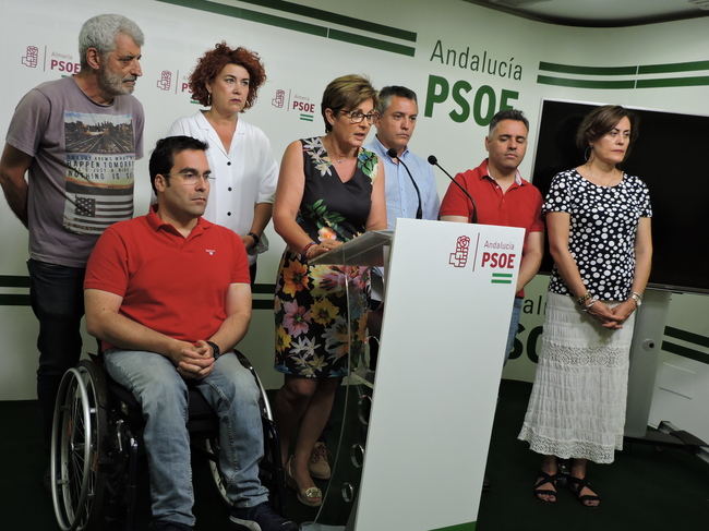 El PSOE denuncia que tendrá menos personal de apoyo que Vox y Cs