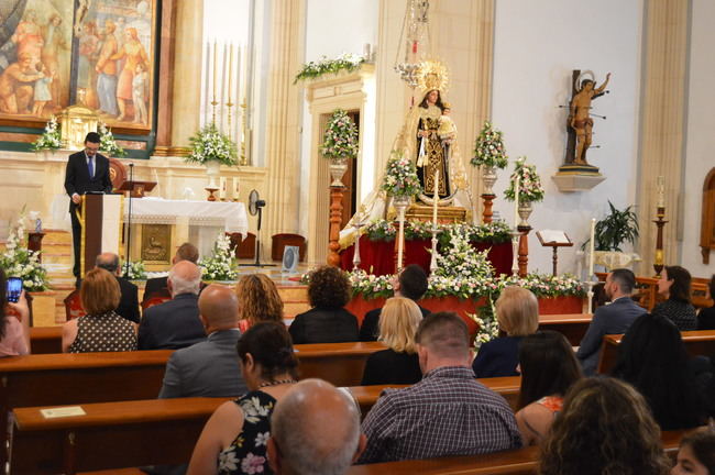 Carlos Sánchez asiste al Pregón de exaltación a Nuestra Señora del Carmen Coronada