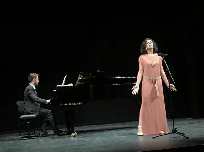 Jóvenes valores exhiben su talento en la Gala Lírica celebrada en el Teatro Apolo