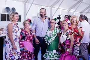  Más de 1.100 mujeres se han dado cita en el VI Homenaje a la Mujer en Feria que organiza el Ayuntamiento de Almería en el recinto ferial