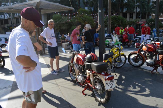 La historia de la motocicleta se pasea por #AlmeríaenFeria