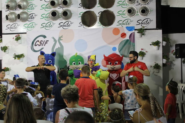 La música y los PJ Masks ponen la diversión en la Fiesta Infantil de CSIF