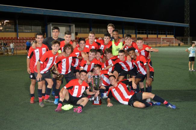 Los cachorros del Athletic de Bilbao ganan el VII Torneo de Fútbol Juvenil