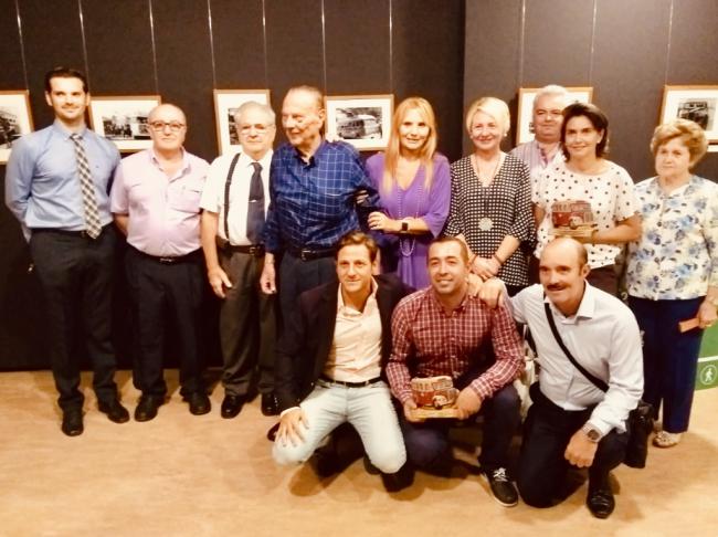 Homenaje a los operadores de transporte metropolitano de Almería