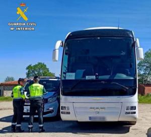 Conducía drogado un bus escolar en Almería