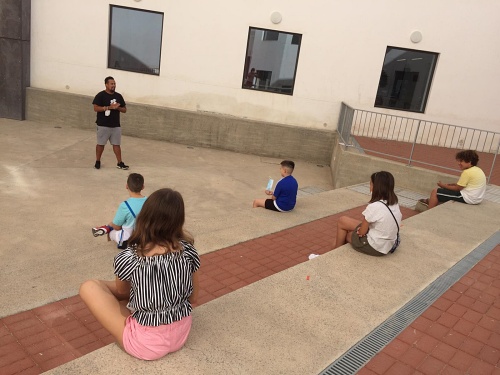 Un taller juvenil sobre #COVID19 inaugura ‘Tu Patio En Verano’ de la Biblioteca Central