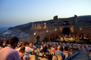 Concierto a favor del Banco de Alimentos de la OCAL en la Alcazaba