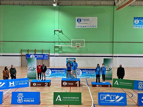 Macarena Fernández gana el Campeonato de Andalucía de Bádminton sub-13