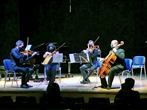 Alimentos y juguetes en ‘Cambio Música por una Sonrisa’ de la OCAL