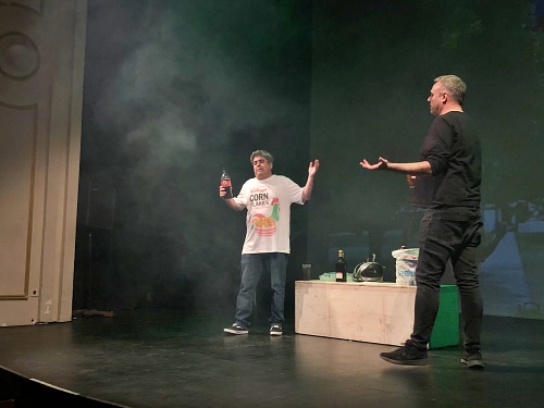 Las risas inundan el Teatro Apolo con Pepe Céspedes y Paco Calavera