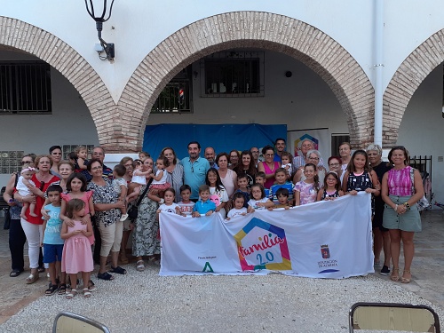 Diputación clausura en Dalías el homenaje a los abuelos