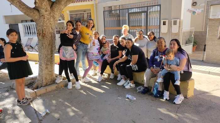 El alcalde de Vícar conmemora el Día del Pueblo Gitano en La Cimilla