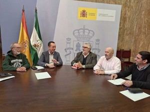 La Mesa del Tren solicita al subdelegado una reunión con el secretario de Estado de Transportes