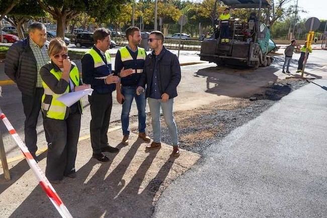 El Ejido suma nuevas plazas de aparcamiento en el Paseo de las Lomas