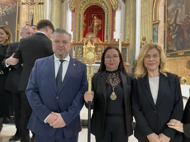 Josefa Salvador asume como Hermana Mayor de la Hermandad del Santo Sepulcro