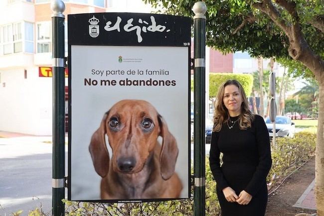 El Ejido lanza campaña para evitar el abandono de mascotas