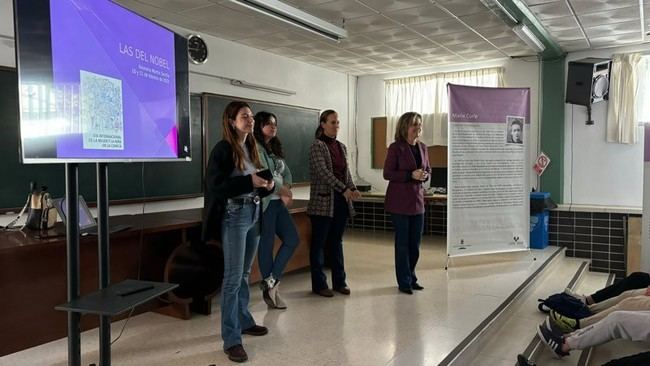 Exposición 'Mujeres en la Ciencia' llega a Berja para fomentar la igualdad en la educación superior